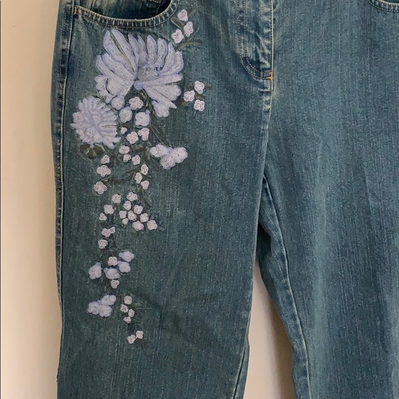 Cuffed Cropped jeans with lavender painted embellishments NWT - Picture 2 of 4